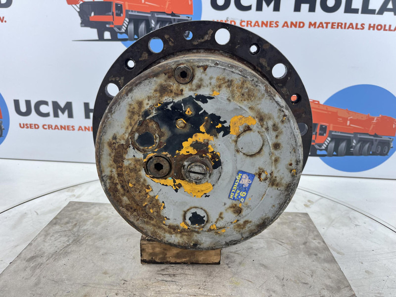 Liebherr LTM 1060 planetary gear 21-21-63-38-46-3pl-H135 - Piekare - Celtnis: foto 1 Liebherr LTM 1060 planetary gear 21-21-63-38-46-3pl-H135 - Piekare - Celtnis: foto 1