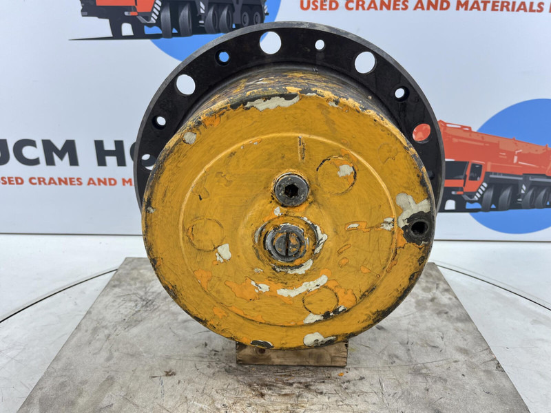 Liebherr LTM 1060 planetary gear 22-25-74-38-46-3pl-H135 - Piekare - Celtnis: foto 1 Liebherr LTM 1060 planetary gear 22-25-74-38-46-3pl-H135 - Piekare - Celtnis: foto 1