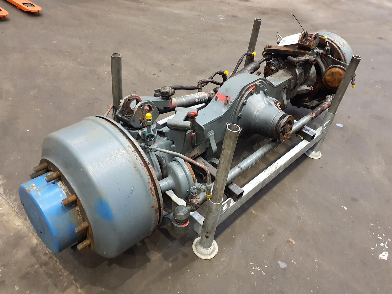 Liebherr LTM 1070-4.1 axle 1 - Asis un rezerves daļas - Autoceltnis: foto 4 Liebherr LTM 1070-4.1 axle 1 - Asis un rezerves daļas - Autoceltnis: foto 4