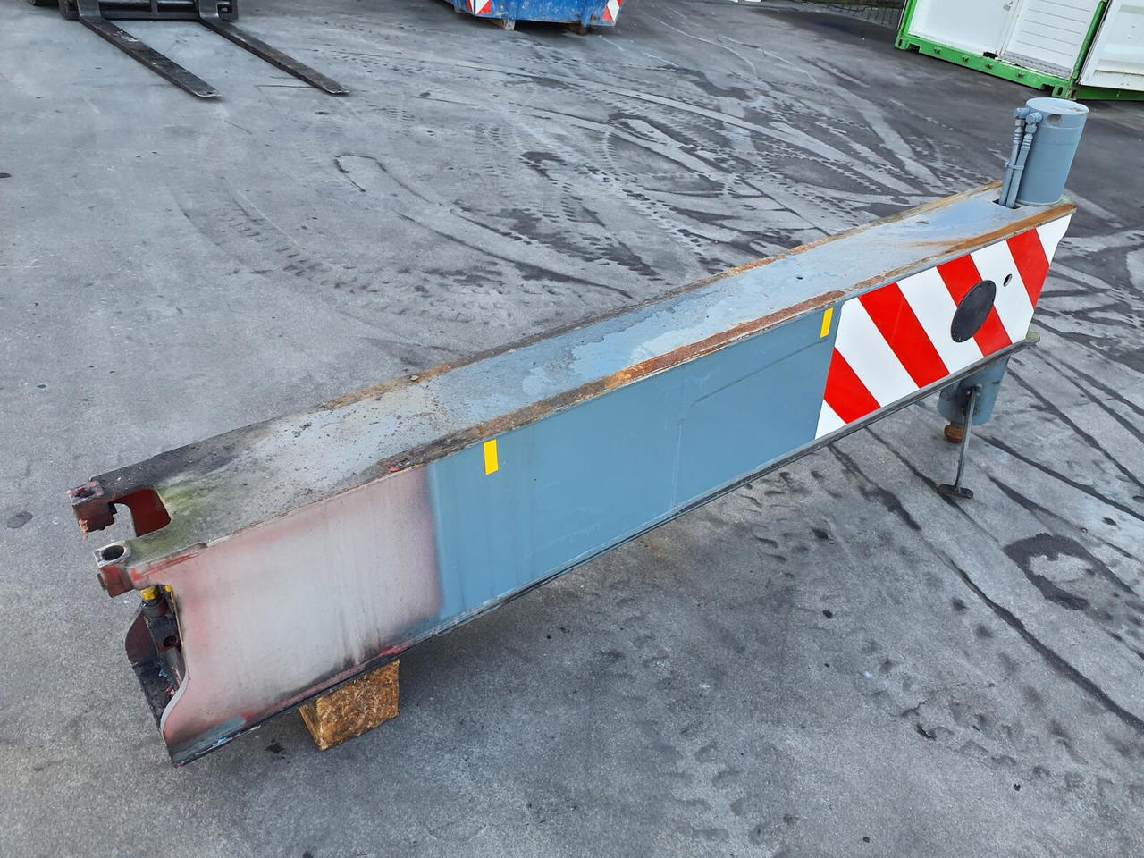 Liebherr LTM 1070-4.1 outrigger beam complete rear - Piekare - Autoceltnis: foto 3 Liebherr LTM 1070-4.1 outrigger beam complete rear - Piekare - Autoceltnis: foto 3