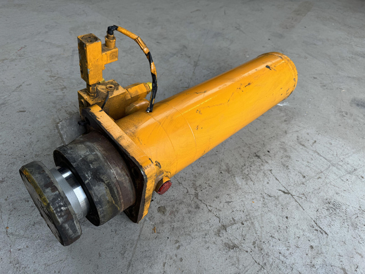 Liebherr LTM 1080-1 ballast extension ram - Hidrauliskais cilindrs - Autoceltnis: foto 4 Liebherr LTM 1080-1 ballast extension ram - Hidrauliskais cilindrs - Autoceltnis: foto 4