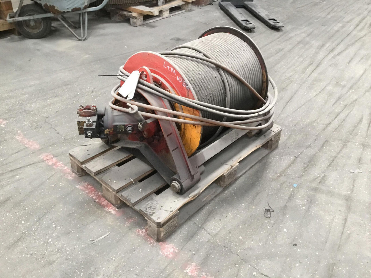 Liebherr LTM 1080-1 winch - Vinča - Autoceltnis: foto 2 Liebherr LTM 1080-1 winch - Vinča - Autoceltnis: foto 2