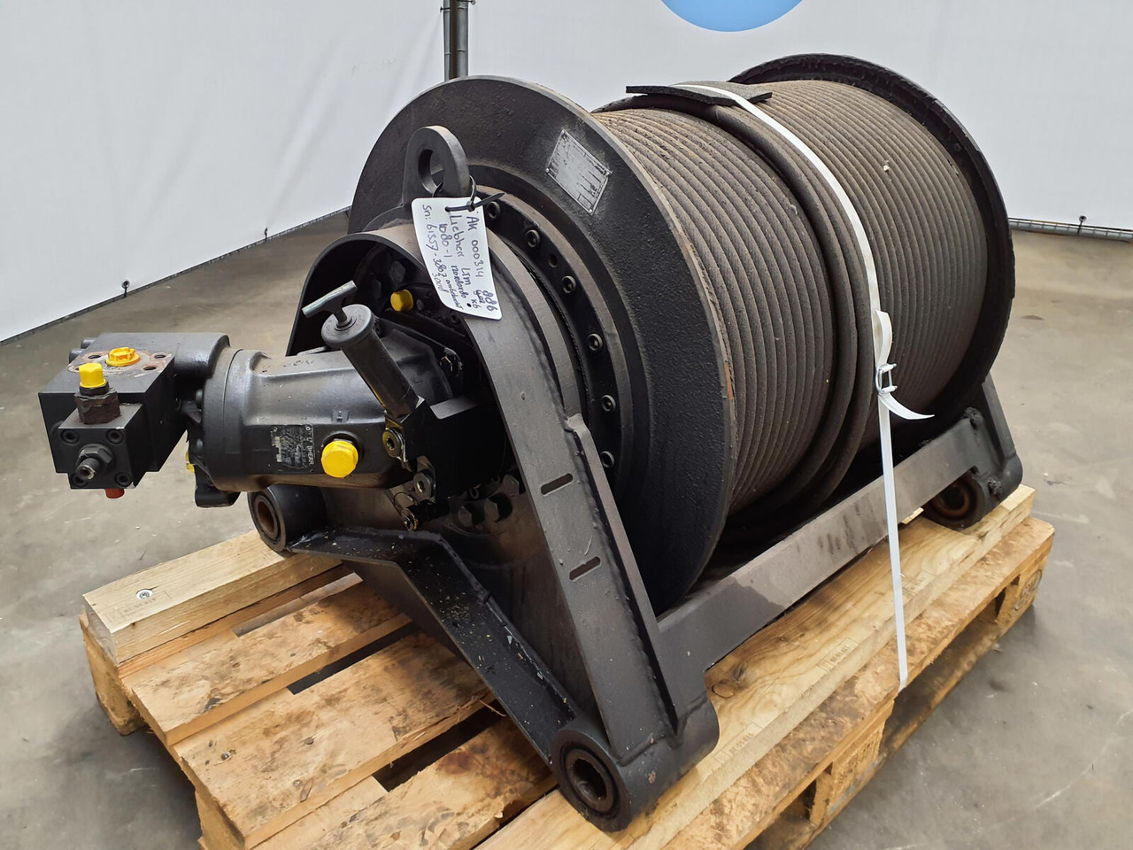 Liebherr LTM 1080-1 winch - Vinča - Autoceltnis: foto 3 Liebherr LTM 1080-1 winch - Vinča - Autoceltnis: foto 3