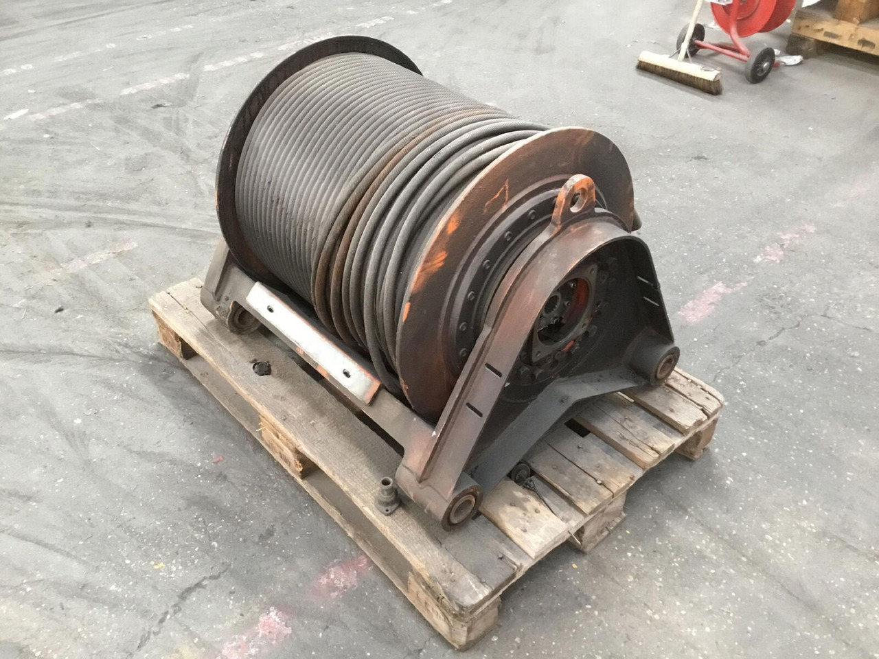 Liebherr LTM 1080-1 winch - Vinča - Autoceltnis: foto 1 Liebherr LTM 1080-1 winch - Vinča - Autoceltnis: foto 1