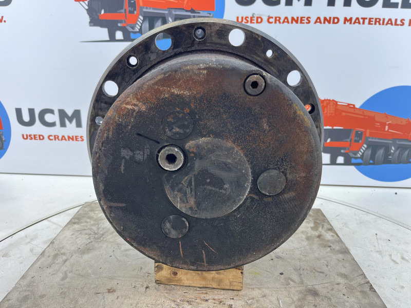 Liebherr LTM 1080 planetary gear 22-25-74-40-3pl-H135-46 - Piekare - Celtnis: foto 1 Liebherr LTM 1080 planetary gear 22-25-74-40-3pl-H135-46 - Piekare - Celtnis: foto 1