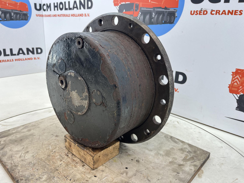 Liebherr LTM 1080 planetary gear 22-25-74-40-46-3pl-H135 - Piekare - Celtnis: foto 2 Liebherr LTM 1080 planetary gear 22-25-74-40-46-3pl-H135 - Piekare - Celtnis: foto 2