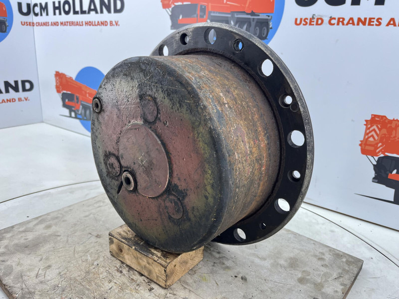 Liebherr LTM 1080 planetary gear 22-25-74-40-46-3pl-H135 - Piekare - Celtnis: foto 2 Liebherr LTM 1080 planetary gear 22-25-74-40-46-3pl-H135 - Piekare - Celtnis: foto 2