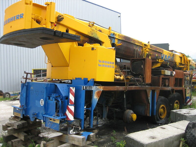 Liebherr LTM 1090/2 for parts - Visurgājējs celtnis: foto 2 Liebherr LTM 1090/2 for parts - Visurgājējs celtnis: foto 2