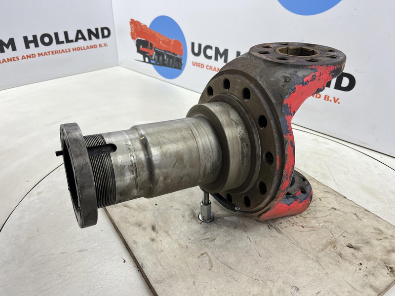 Liebherr LTM 1090 Steering knuckle 12 holes axle 3 - Grozāmass - Celtnis: foto 1 Liebherr LTM 1090 Steering knuckle 12 holes axle 3 - Grozāmass - Celtnis: foto 1