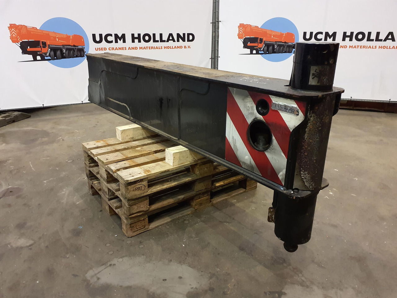 Liebherr LTM 1100-5.2 Sliding beam rear complete - Piekare - Autoceltnis: foto 1 Liebherr LTM 1100-5.2 Sliding beam rear complete - Piekare - Autoceltnis: foto 1