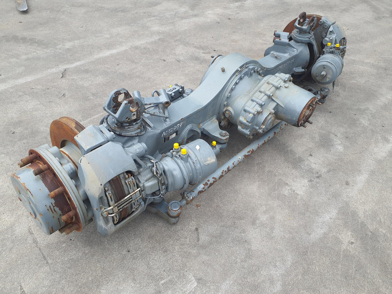 Liebherr LTM 1130-5.1 axle 4 - Asis un rezerves daļas - Autoceltnis: foto 3 Liebherr LTM 1130-5.1 axle 4 - Asis un rezerves daļas - Autoceltnis: foto 3