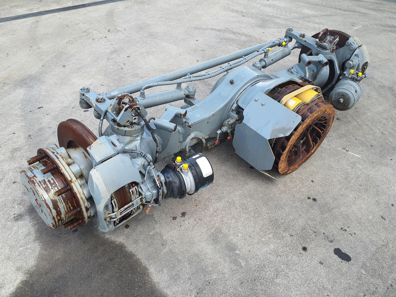 Liebherr LTM 1130-5.1 axle 5 - Asis un rezerves daļas - Autoceltnis: foto 2 Liebherr LTM 1130-5.1 axle 5 - Asis un rezerves daļas - Autoceltnis: foto 2