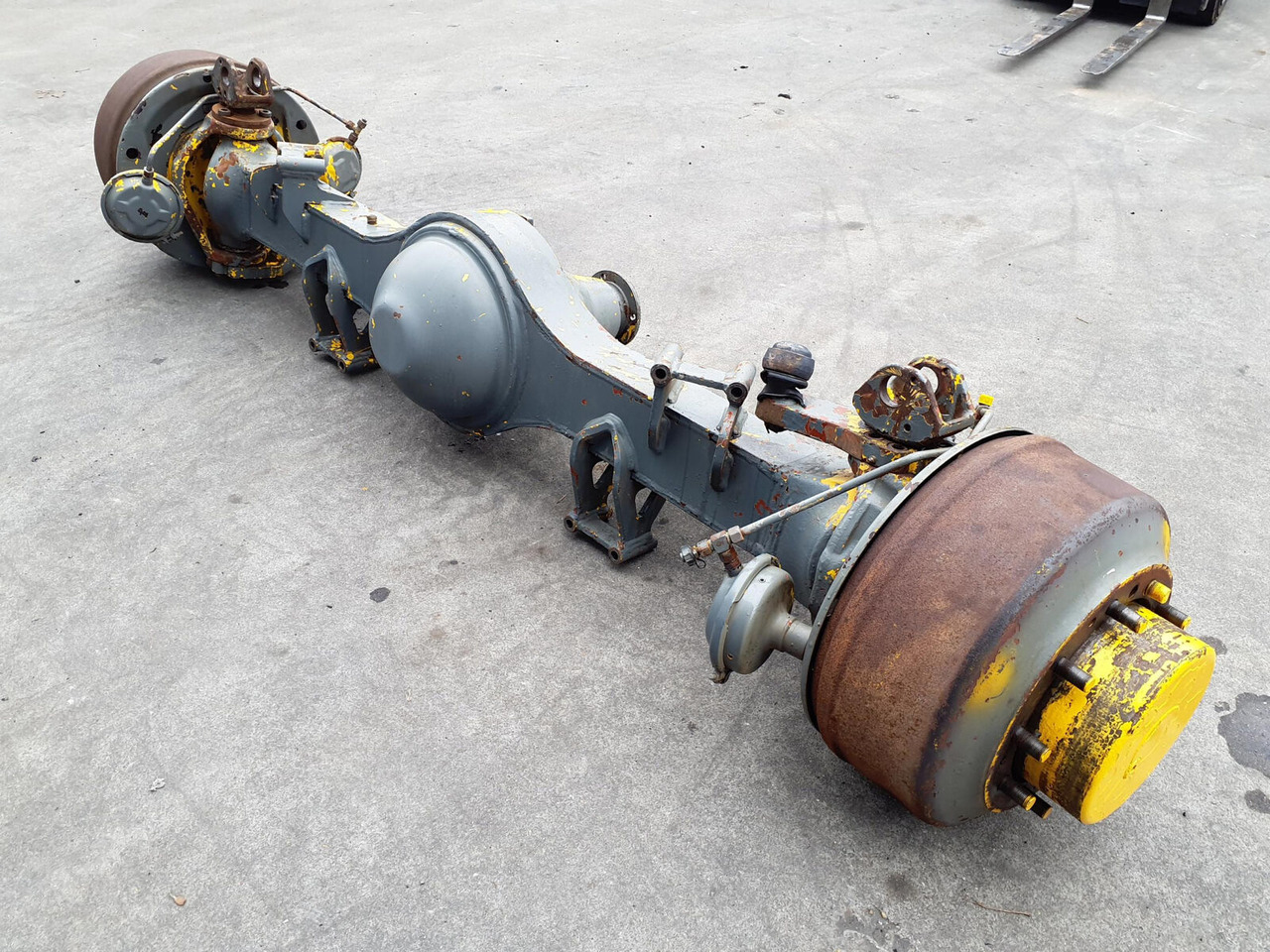 Liebherr LTM 1160-2 axle 1 - Asis un rezerves daļas - Autoceltnis: foto 4 Liebherr LTM 1160-2 axle 1 - Asis un rezerves daļas - Autoceltnis: foto 4