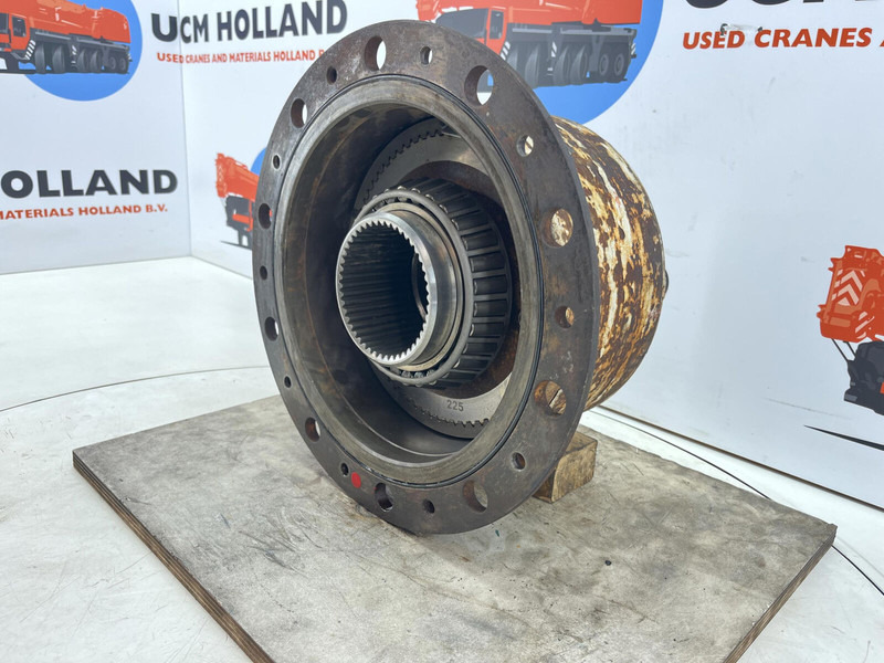 Liebherr LTM 1160 planetary gear 22-25-74-40-4pl-H185-46 - Piekare - Celtnis: foto 3 Liebherr LTM 1160 planetary gear 22-25-74-40-4pl-H185-46 - Piekare - Celtnis: foto 3