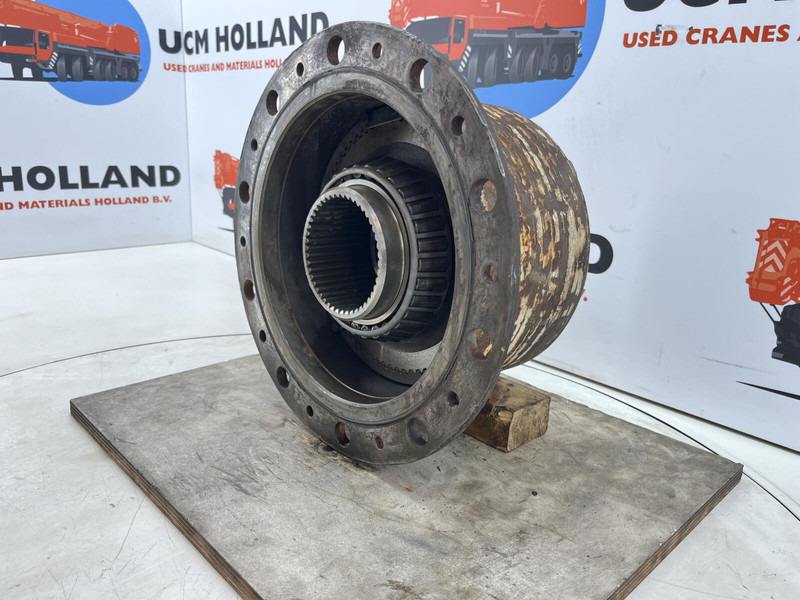 Liebherr LTM 1160 planetary gear 22-25-74-40-4pl-H185-46 - Piekare - Celtnis: foto 3 Liebherr LTM 1160 planetary gear 22-25-74-40-4pl-H185-46 - Piekare - Celtnis: foto 3
