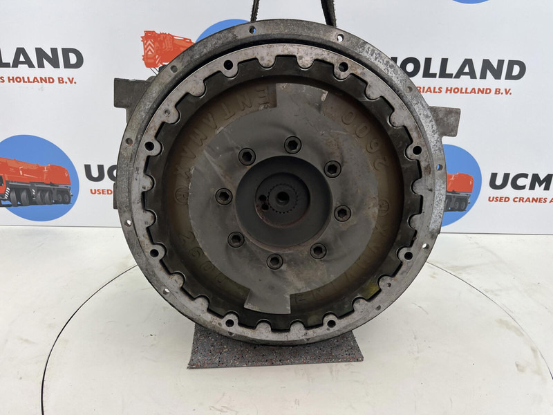 Liebherr LTM 1200/1 Distributor gearbox with coupling - Pārnesumkārba - Celtnis: foto 1 Liebherr LTM 1200/1 Distributor gearbox with coupling - Pārnesumkārba - Celtnis: foto 1