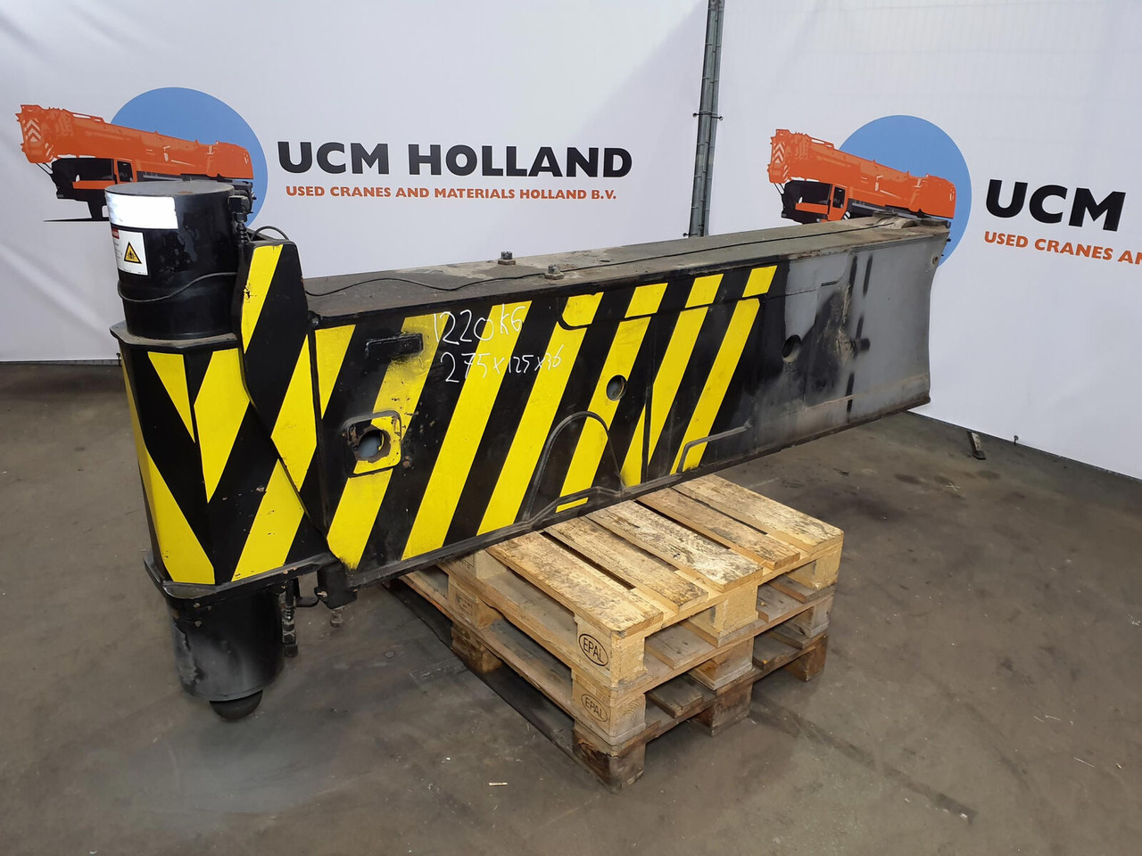 Liebherr LTM 1200/1 sliding beam rear pre assembled - Piekare - Celtnis: foto 2 Liebherr LTM 1200/1 sliding beam rear pre assembled - Piekare - Celtnis: foto 2