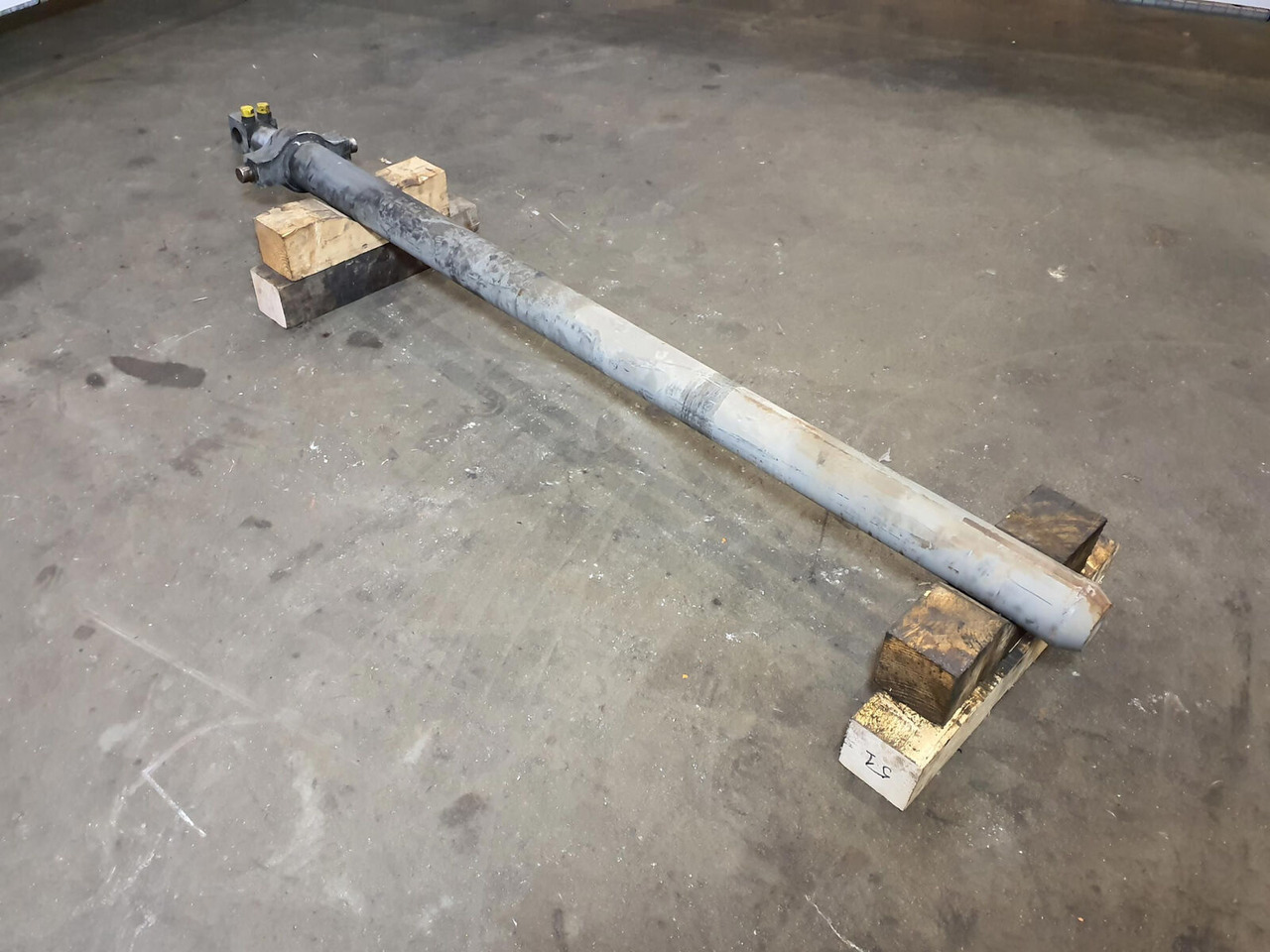 Liebherr LTM 1250-6.1 Extension ram sliding beam - Hidrauliskais cilindrs - Celtnis: foto 3 Liebherr LTM 1250-6.1 Extension ram sliding beam - Hidrauliskais cilindrs - Celtnis: foto 3
