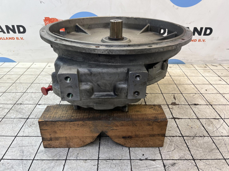 Liebherr LTM 1250-6.1 distributor gearbox - Pārnesumkārba - Celtnis: foto 4 Liebherr LTM 1250-6.1 distributor gearbox - Pārnesumkārba - Celtnis: foto 4