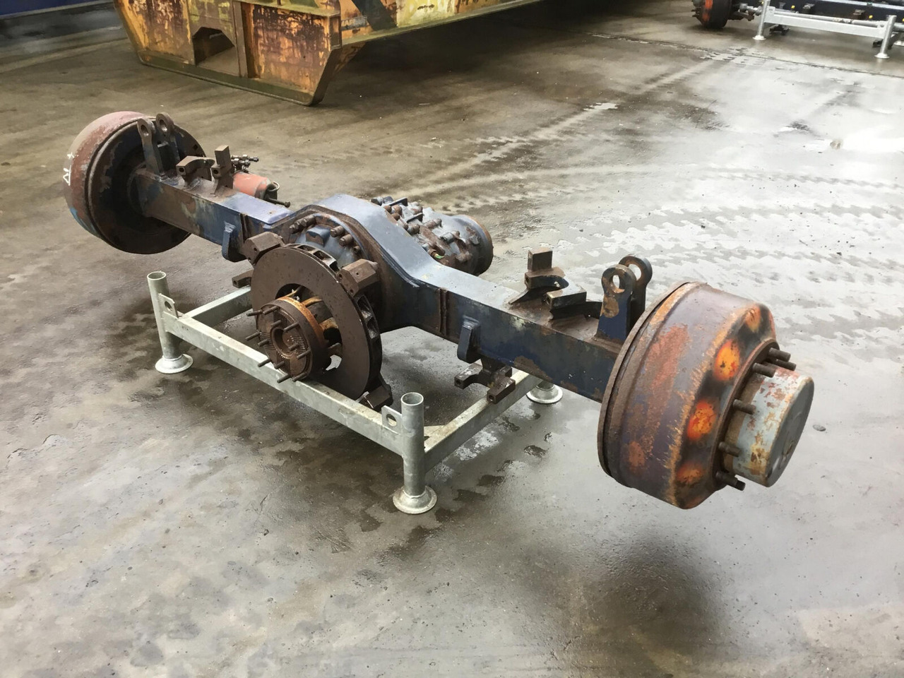 Liebherr LTM 1300 axle 4 - Asis un rezerves daļas - Autoceltnis: foto 4 Liebherr LTM 1300 axle 4 - Asis un rezerves daļas - Autoceltnis: foto 4