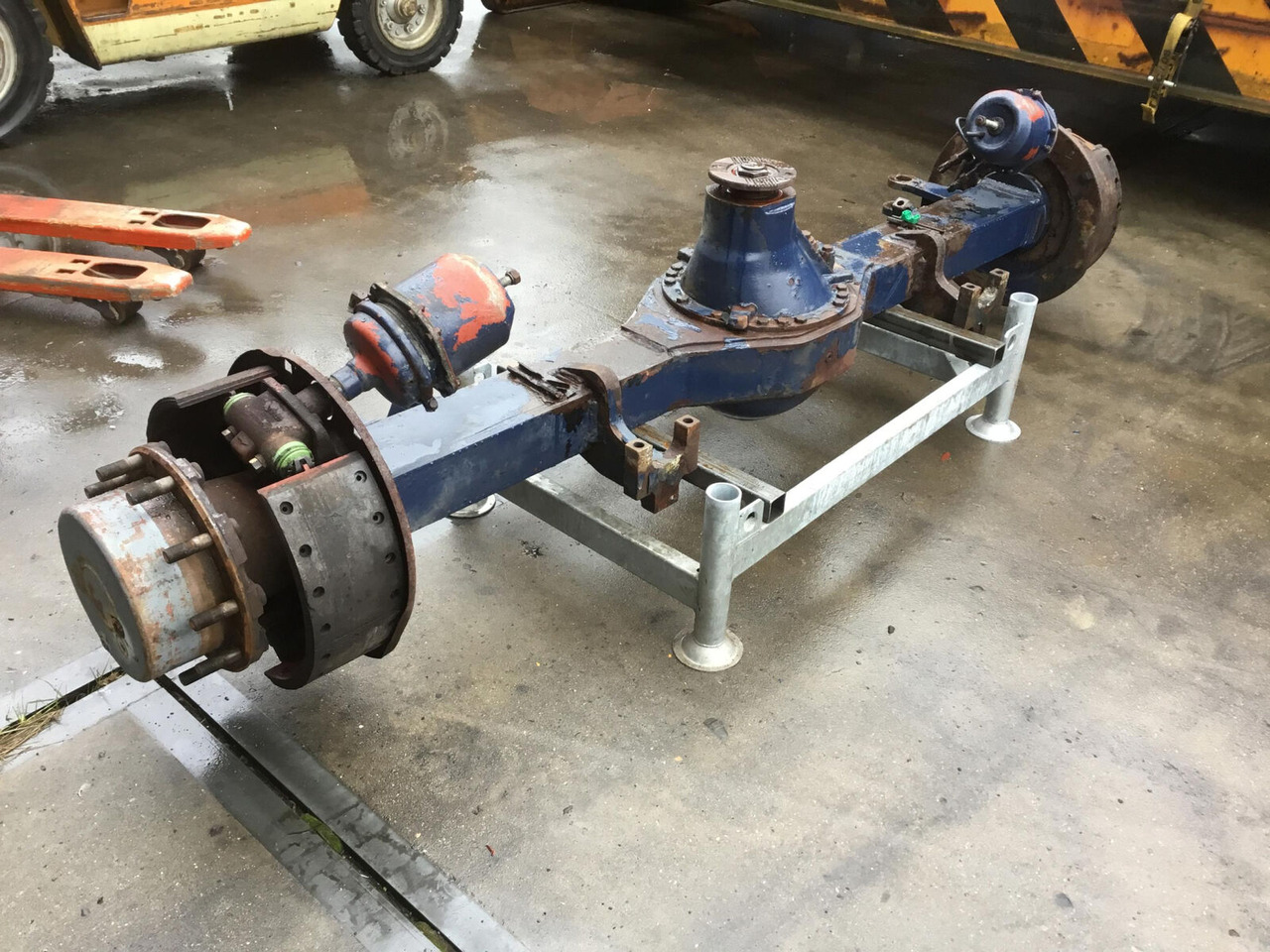 Liebherr LTM 1300 axle 5 - Asis un rezerves daļas - Autoceltnis: foto 3 Liebherr LTM 1300 axle 5 - Asis un rezerves daļas - Autoceltnis: foto 3