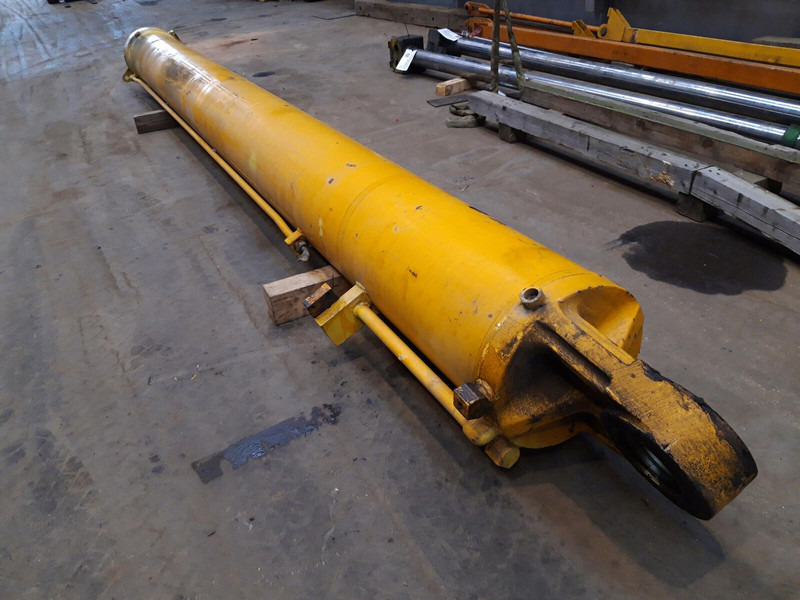 Liebherr LTM 1300 boom cylinder - Hidrauliskais cilindrs - Celtnis: foto 2 Liebherr LTM 1300 boom cylinder - Hidrauliskais cilindrs - Celtnis: foto 2