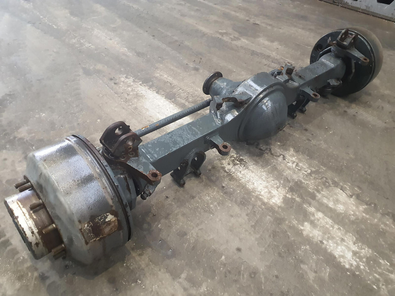 Liebherr LTM 1400-7.1 axle 6 - Asis un rezerves daļas - Celtnis: foto 4 Liebherr LTM 1400-7.1 axle 6 - Asis un rezerves daļas - Celtnis: foto 4