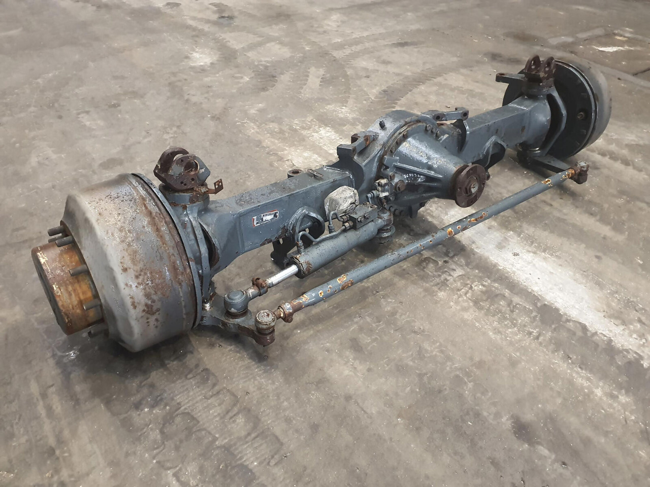 Liebherr LTM 1400-7.1 axle 6 - Asis un rezerves daļas - Celtnis: foto 2 Liebherr LTM 1400-7.1 axle 6 - Asis un rezerves daļas - Celtnis: foto 2