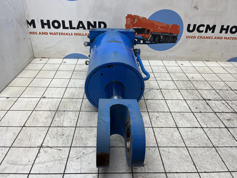 Liebherr LTM 1400-7.1 luffing cylinder TY-frame - Piekare - Celtnis: foto 3 Liebherr LTM 1400-7.1 luffing cylinder TY-frame - Piekare - Celtnis: foto 3