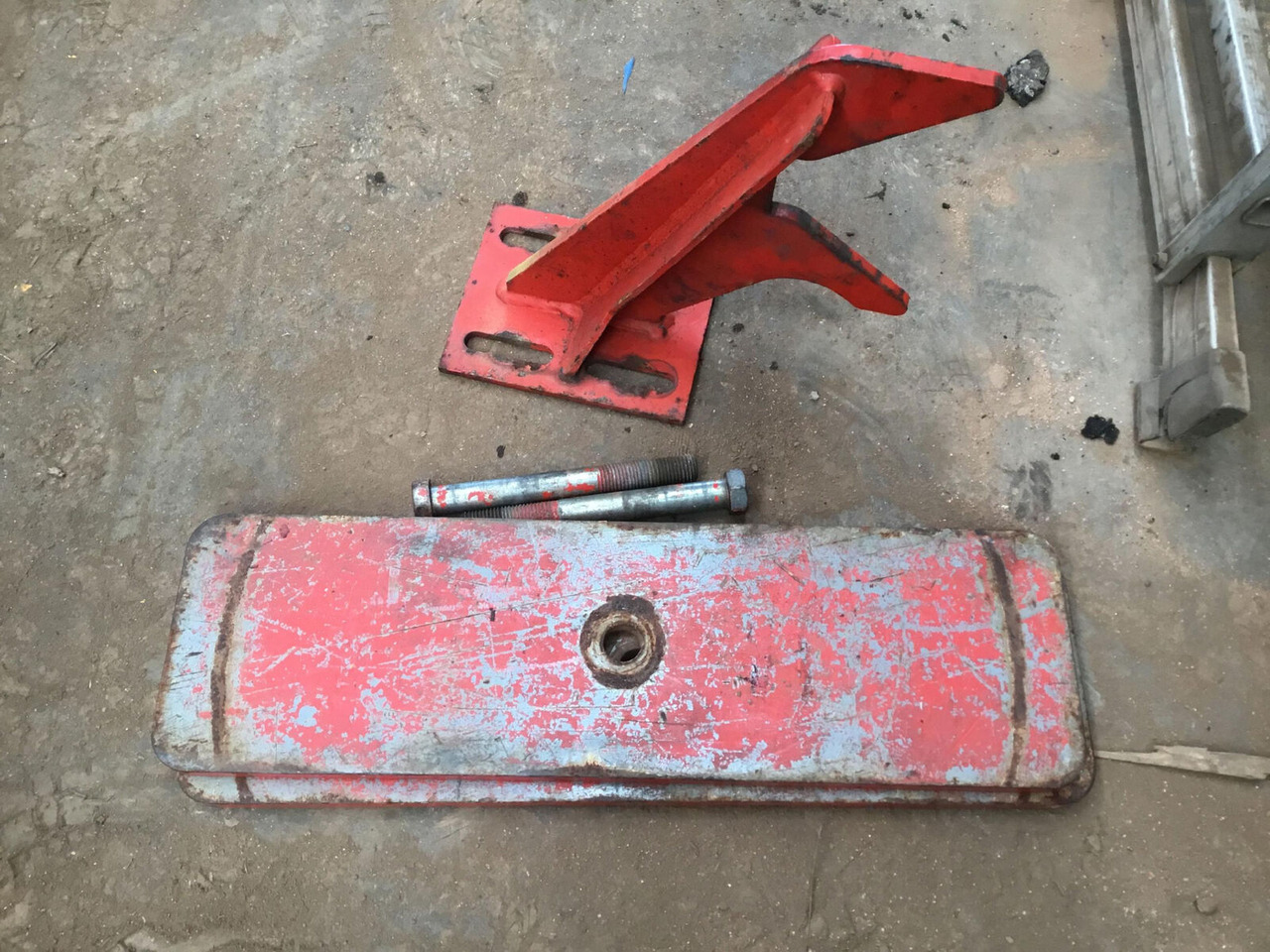 Liebherr LTM 1500-8.1 counterweight support tray - Virsbūve un ārpuse - Autoceltnis: foto 5 Liebherr LTM 1500-8.1 counterweight support tray - Virsbūve un ārpuse - Autoceltnis: foto 5