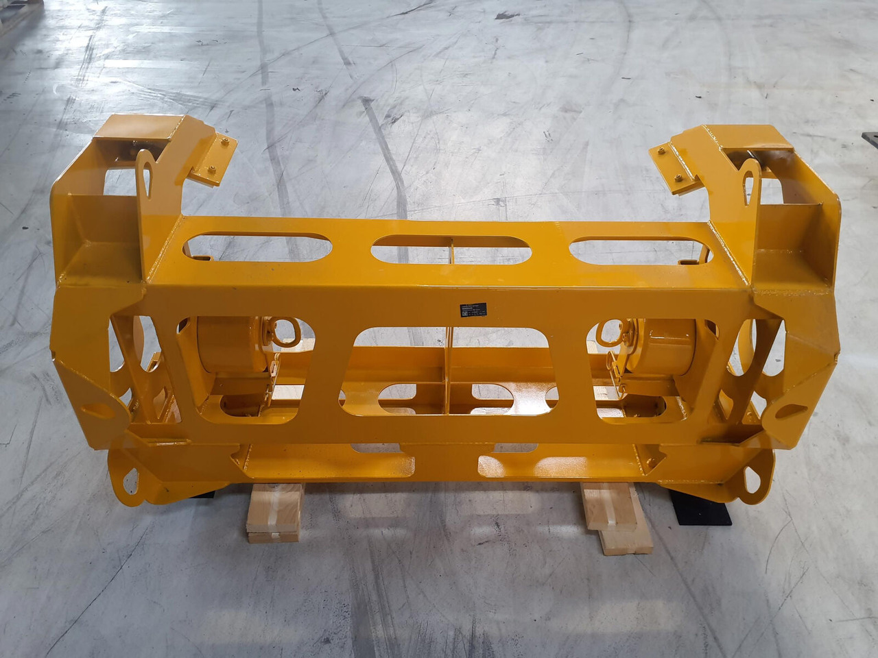 Liebherr LTM 1750-9.1 Luffing cylinder lifting device front - Virsbūve un ārpuse - Autoceltnis: foto 1 Liebherr LTM 1750-9.1 Luffing cylinder lifting device front - Virsbūve un ārpuse - Autoceltnis: foto 1