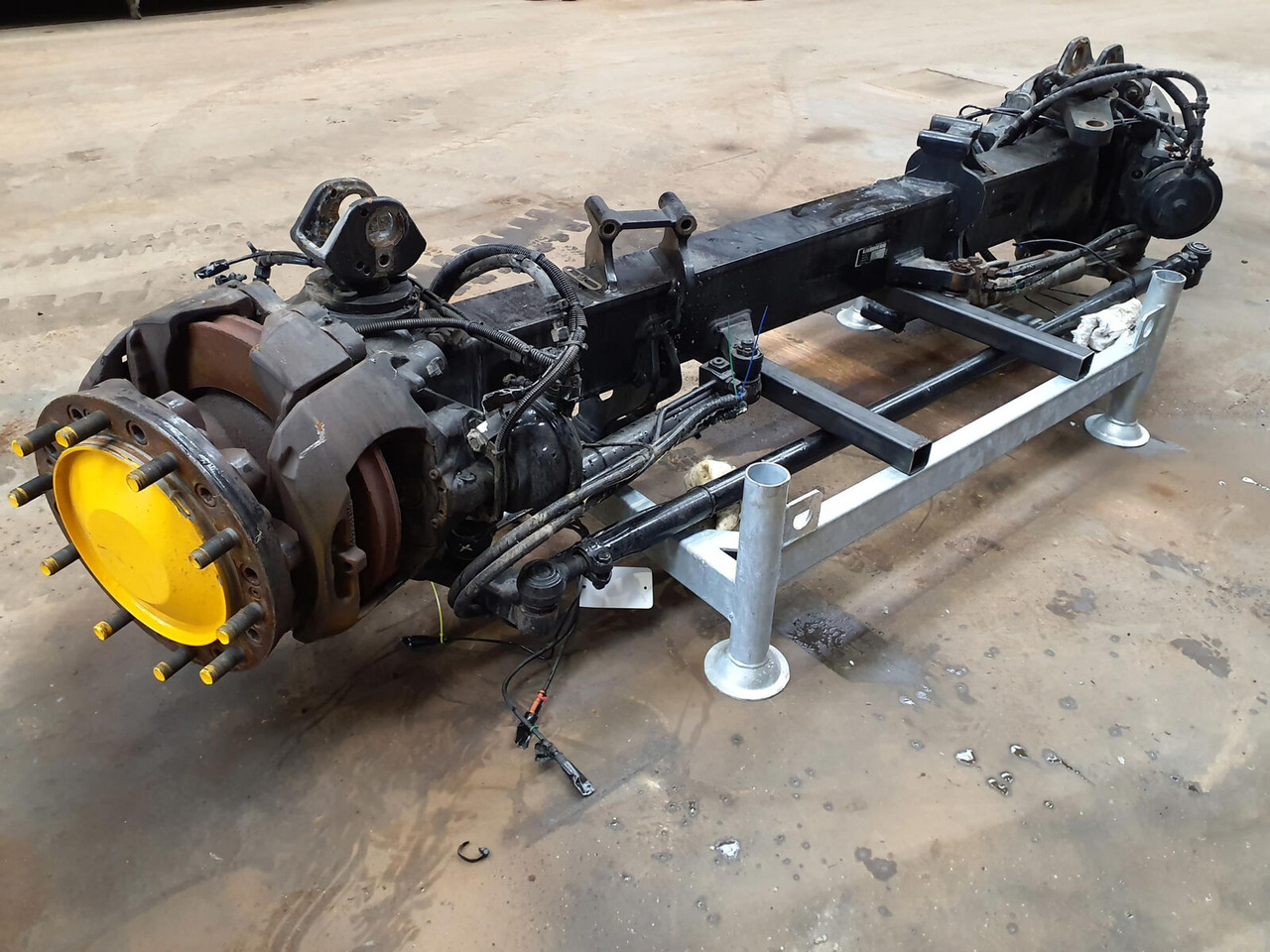 Liebherr LTM 1750-9.1 axle 1 - Asis un rezerves daļas - Autoceltnis: foto 4 Liebherr LTM 1750-9.1 axle 1 - Asis un rezerves daļas - Autoceltnis: foto 4