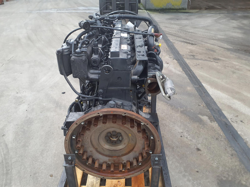 MAN Compact truck CT2 engine MAN D0836/LF01 - Dzinējs - Celtnis: foto 4 MAN Compact truck CT2 engine MAN D0836/LF01 - Dzinējs - Celtnis: foto 4