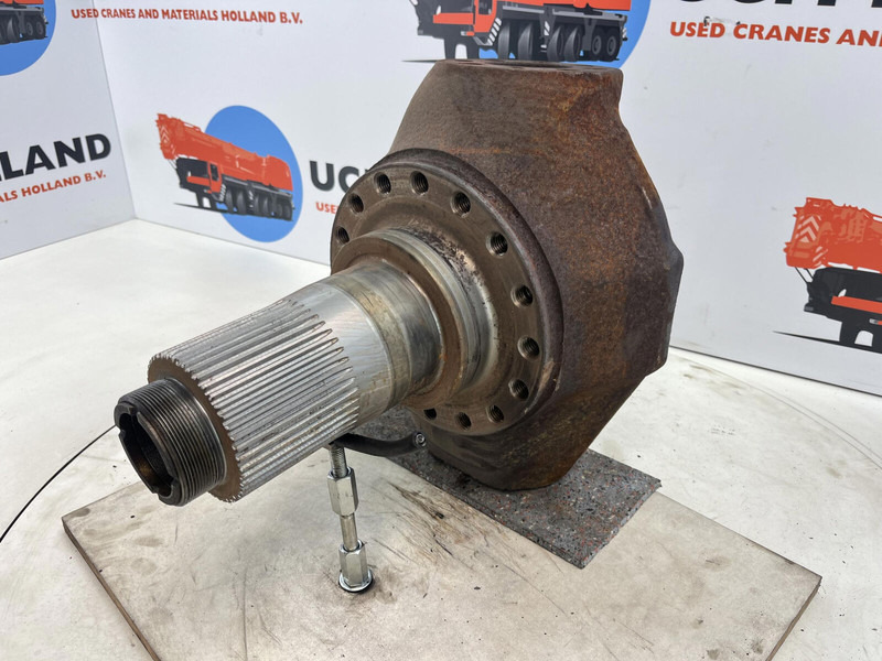 PPM ATT 600 Steering knuckle 16 holes axle 2 - Grozāmass: foto 1 PPM ATT 600 Steering knuckle 16 holes axle 2 - Grozāmass: foto 1