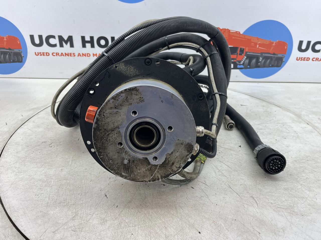 Terex AC slip ring assy - Rezerves daļa - Celtnis: foto 5 Terex AC slip ring assy - Rezerves daļa - Celtnis: foto 5