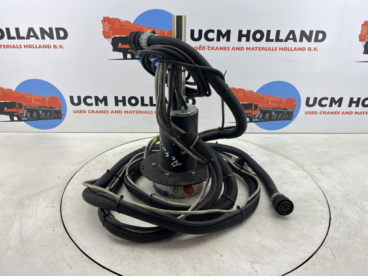 Terex AC slip ring assy - Rezerves daļa - Celtnis: foto 4 Terex AC slip ring assy - Rezerves daļa - Celtnis: foto 4