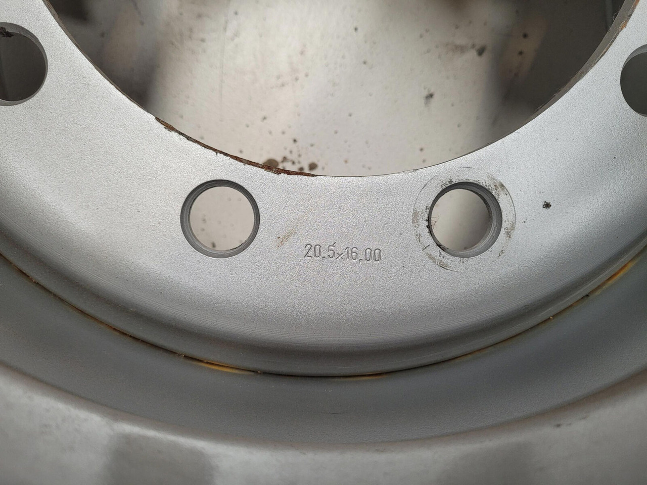 Spierings Rim 445/75R22.5 10 21.5 1p - Riteņa disks - Celtnis: foto 3 Spierings Rim 445/75R22.5 10 21.5 1p - Riteņa disks - Celtnis: foto 3