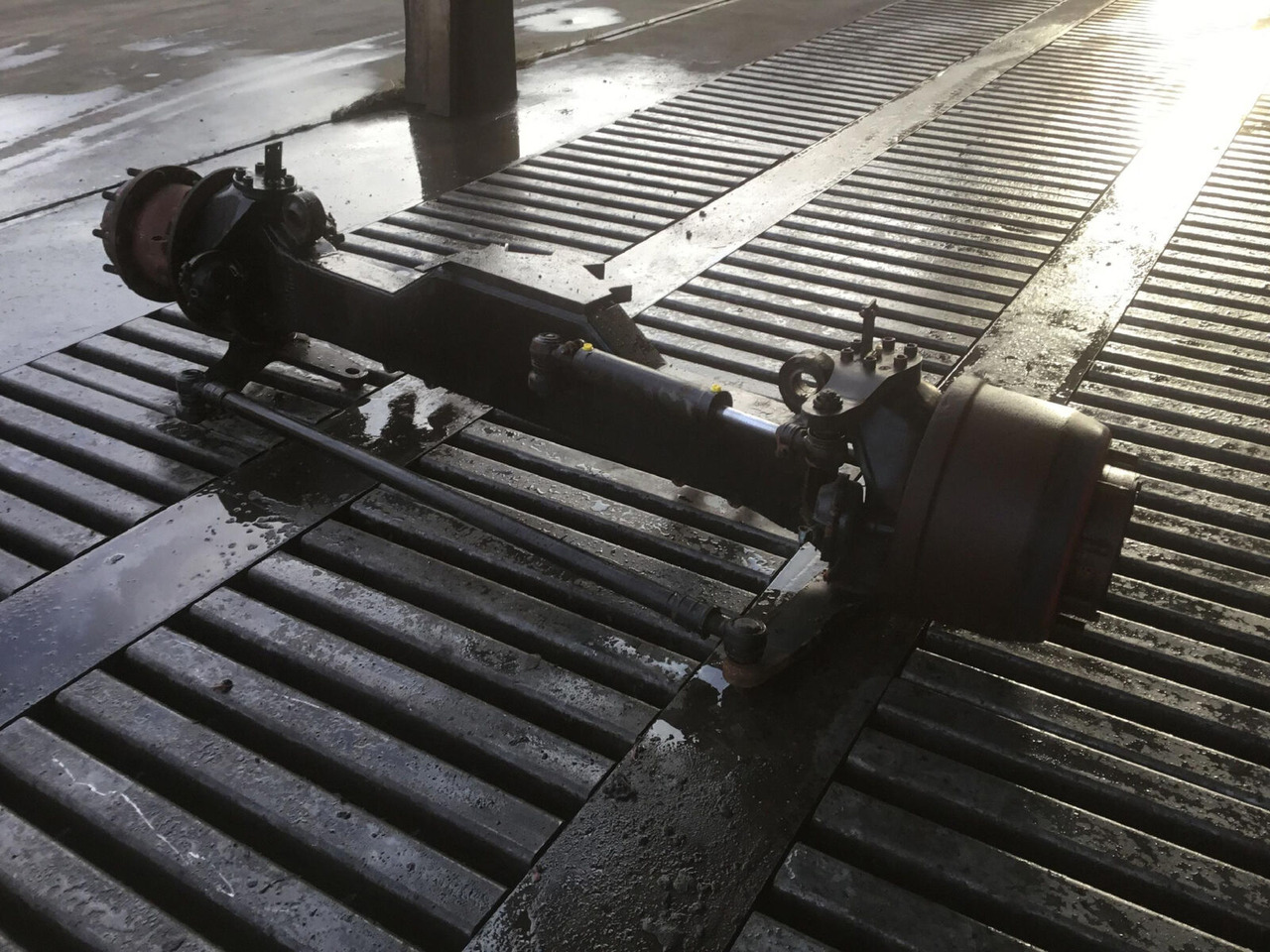 Spierings SK 477 axle 1 - Asis un rezerves daļas - Autoceltnis: foto 2 Spierings SK 477 axle 1 - Asis un rezerves daļas - Autoceltnis: foto 2