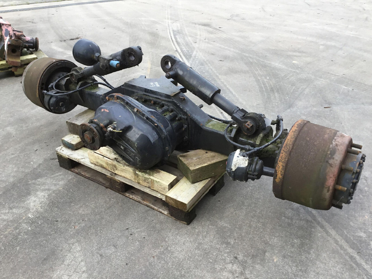 Spierings SK 477 axle 3 - Asis un rezerves daļas - Autoceltnis: foto 4 Spierings SK 477 axle 3 - Asis un rezerves daļas - Autoceltnis: foto 4