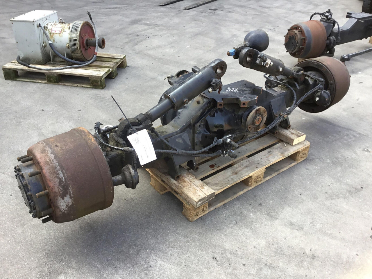 Spierings SK 477 axle 3 - Asis un rezerves daļas - Autoceltnis: foto 1 Spierings SK 477 axle 3 - Asis un rezerves daļas - Autoceltnis: foto 1