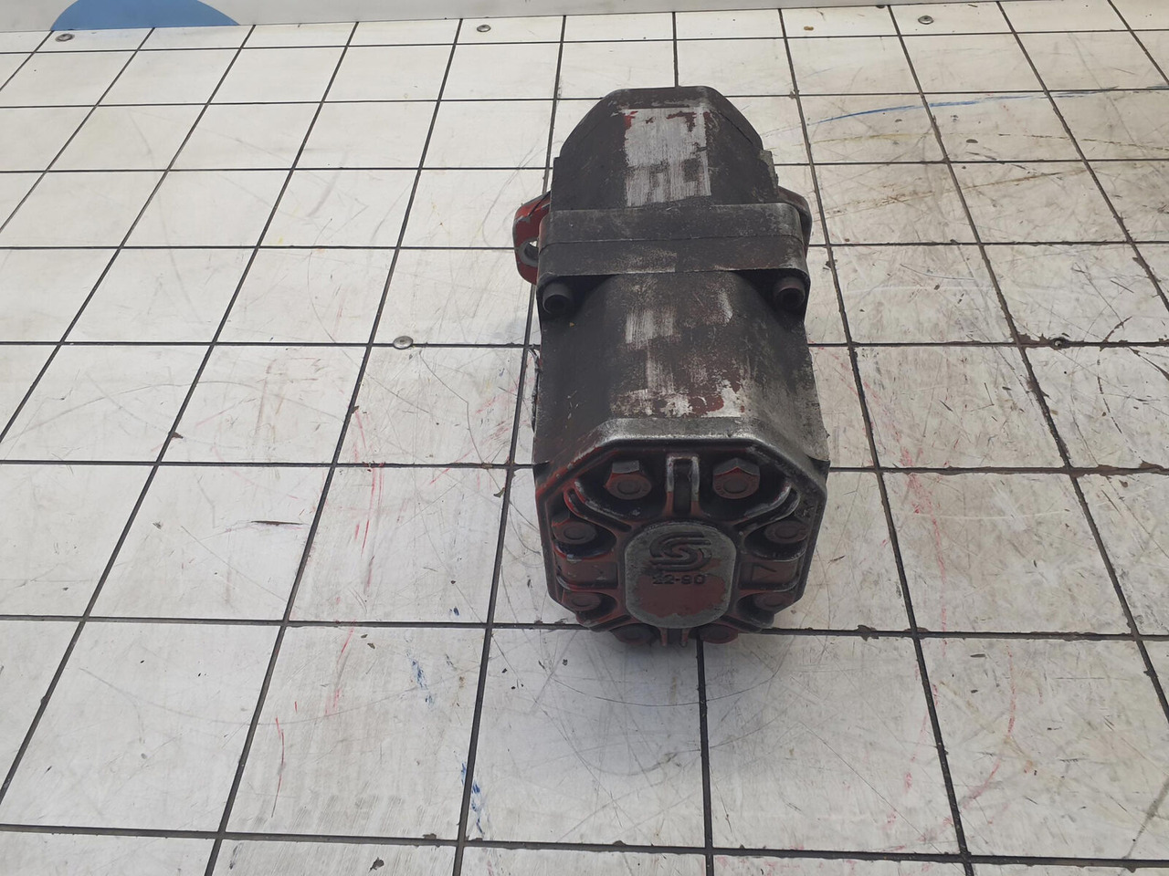 Sundstrand dual gear pump - Hidrauliskais sūknis - Autoceltnis: foto 4 Sundstrand dual gear pump - Hidrauliskais sūknis - Autoceltnis: foto 4