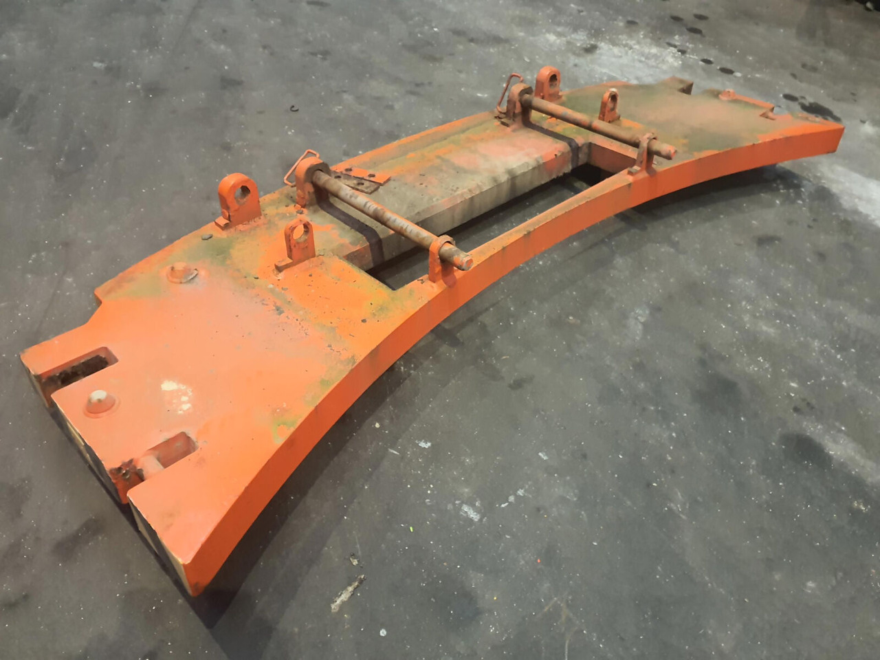 Terex AC 155 counterweight 1,15T - Pretsvars - Autoceltnis: foto 4 Terex AC 155 counterweight 1,15T - Pretsvars - Autoceltnis: foto 4