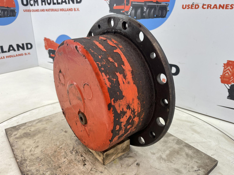 Terex AC 155 planetary gear 17-24-67-32-46-3pl-H135 - Piekare - Celtnis: foto 2 Terex AC 155 planetary gear 17-24-67-32-46-3pl-H135 - Piekare - Celtnis: foto 2