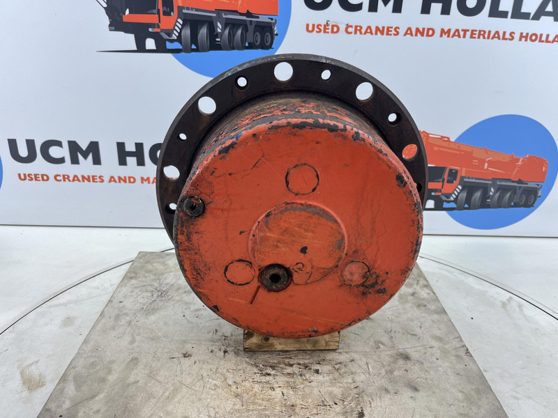 Terex AC 155 planetary gear 22-25-74-40-46-3pl-H135 - Piekare - Celtnis: foto 1 Terex AC 155 planetary gear 22-25-74-40-46-3pl-H135 - Piekare - Celtnis: foto 1
