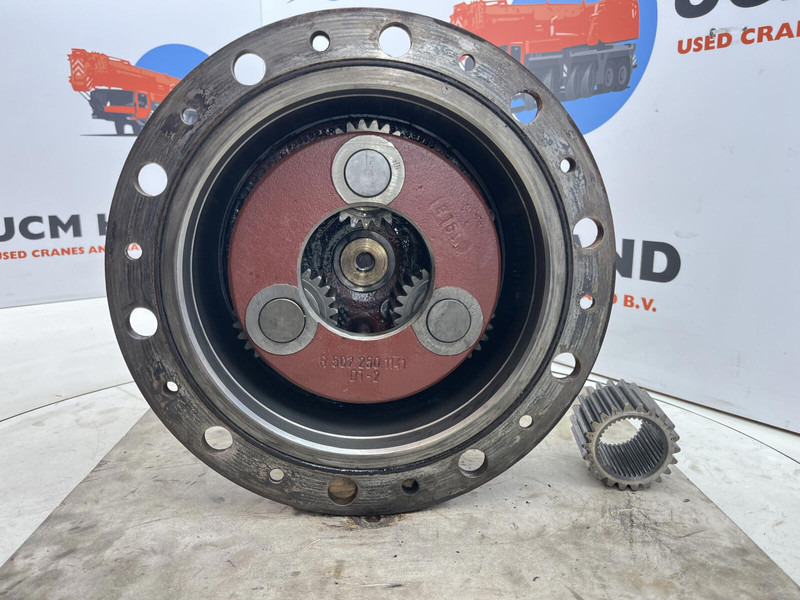 Terex AC 155 planetary gear 22-25-74-40-46-3pl-H135 - Piekare - Celtnis: foto 4 Terex AC 155 planetary gear 22-25-74-40-46-3pl-H135 - Piekare - Celtnis: foto 4