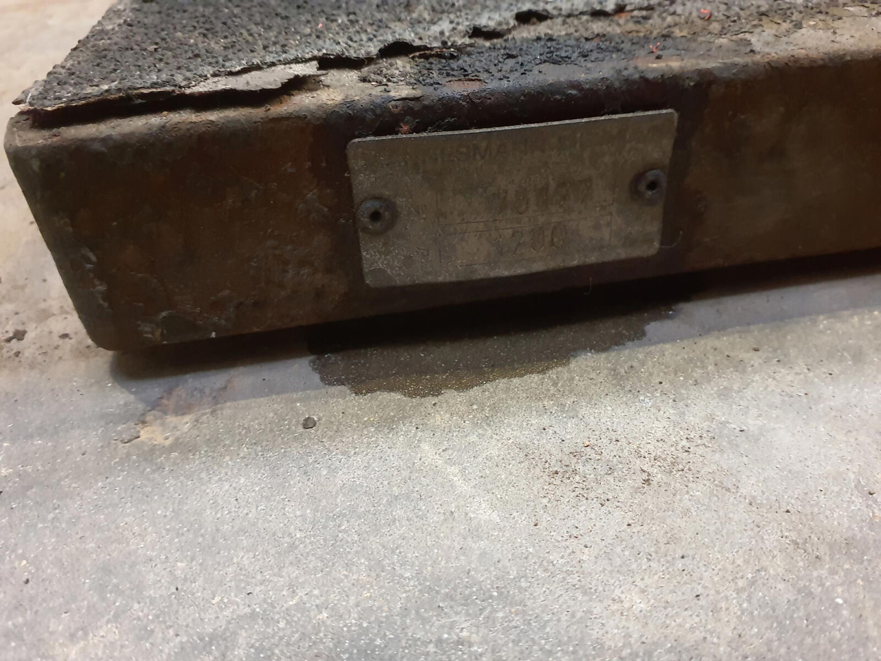 Terex AC 205 counterweight 1,2 ton - Pretsvars - Autoceltnis: foto 5 Terex AC 205 counterweight 1,2 ton - Pretsvars - Autoceltnis: foto 5