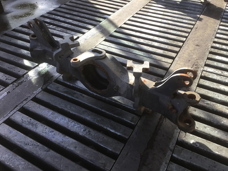 Terex AC 35 axle housing axle 1 - Asis un rezerves daļas - Celtnis: foto 3 Terex AC 35 axle housing axle 1 - Asis un rezerves daļas - Celtnis: foto 3
