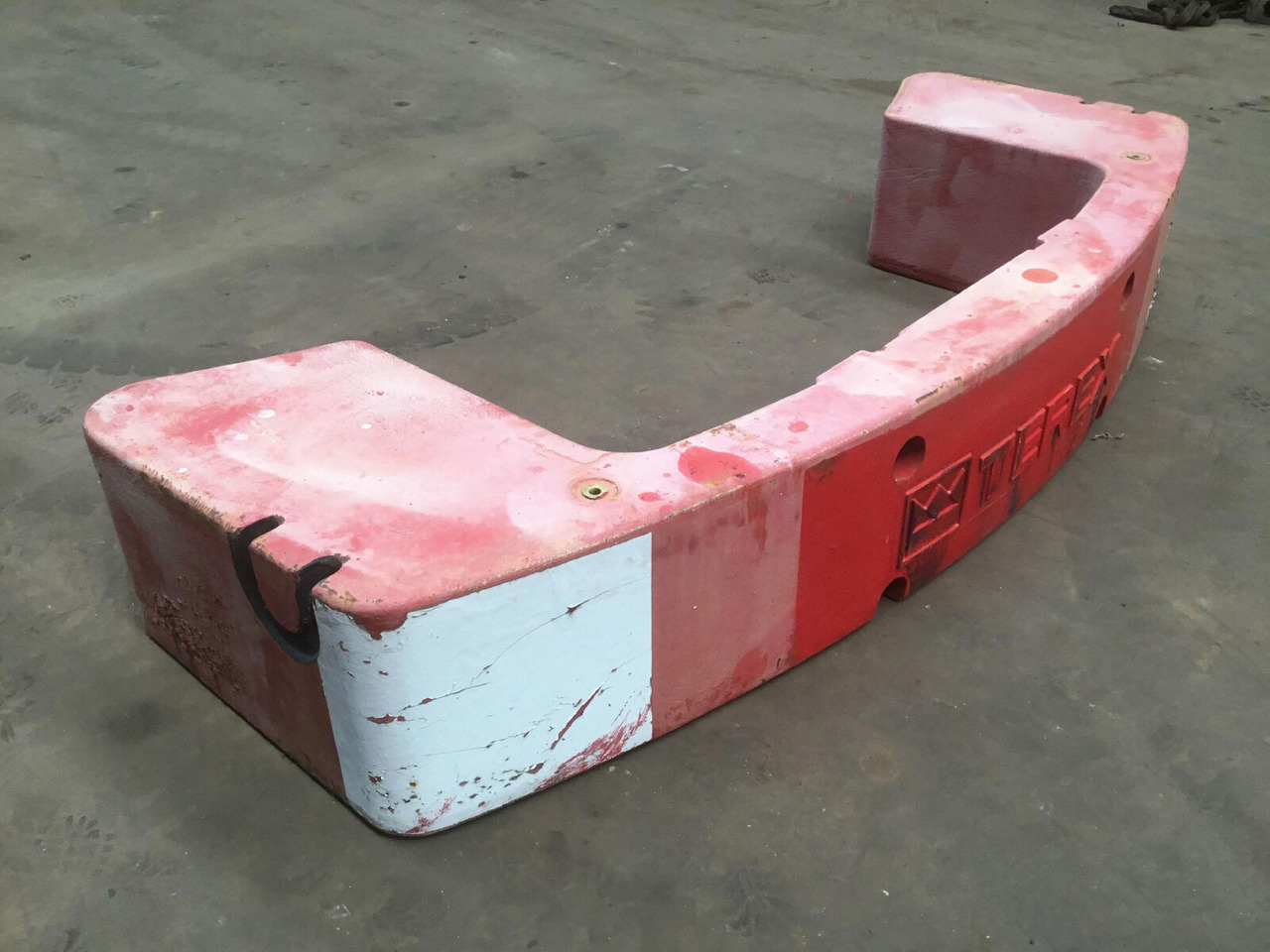 Terex AC 35 counterweight 2,5 ton - Pretsvars - Autoceltnis: foto 3 Terex AC 35 counterweight 2,5 ton - Pretsvars - Autoceltnis: foto 3