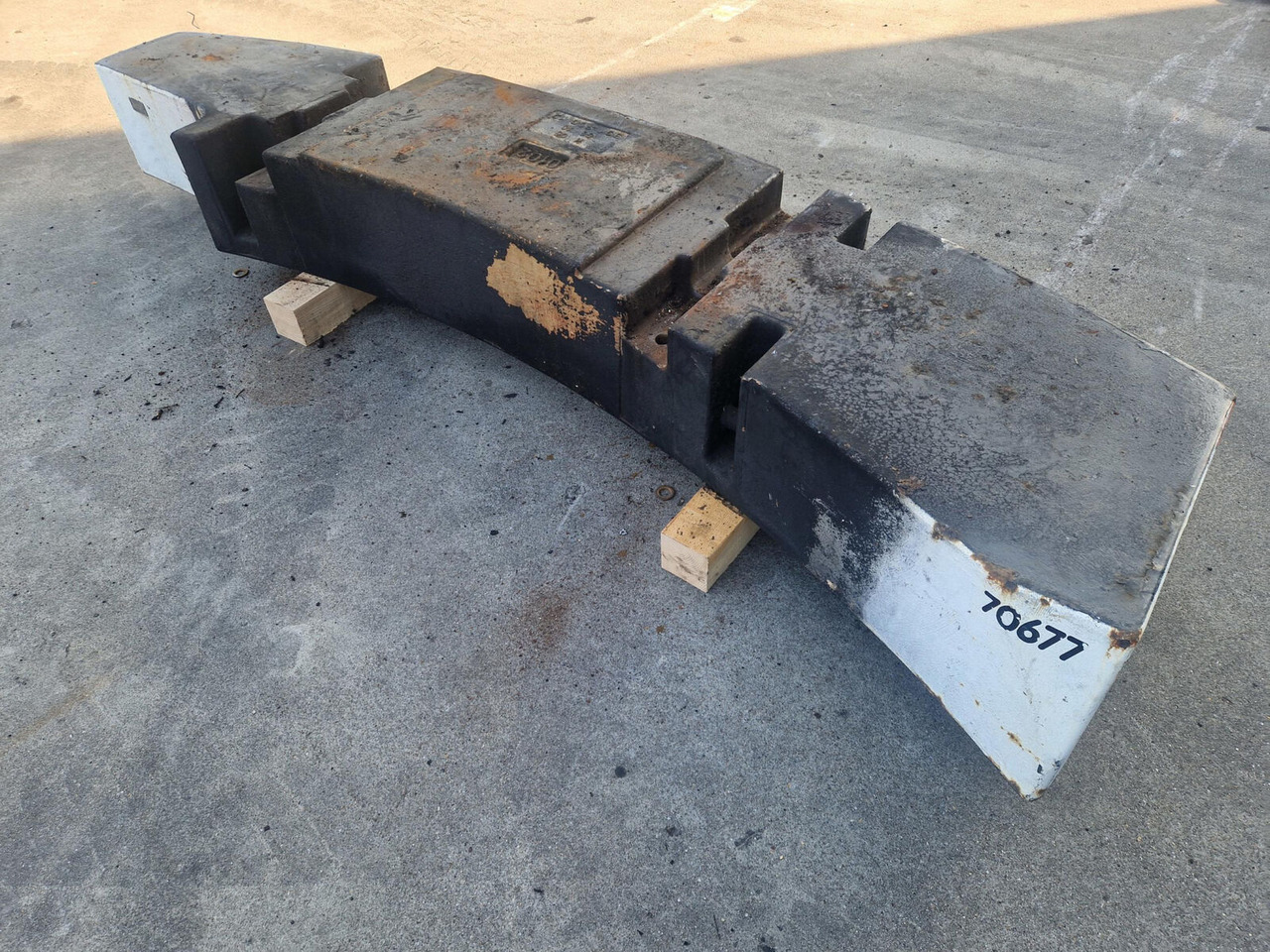Terex AC 40 CITY counterweight 2.35T - Pretsvars - Autoceltnis: foto 3 Terex AC 40 CITY counterweight 2.35T - Pretsvars - Autoceltnis: foto 3