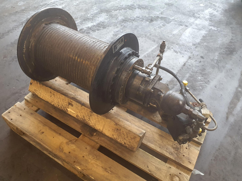 Terex AC 50-1 hoist gear - Celtnis-manipulators: foto 4 Terex AC 50-1 hoist gear - Celtnis-manipulators: foto 4
